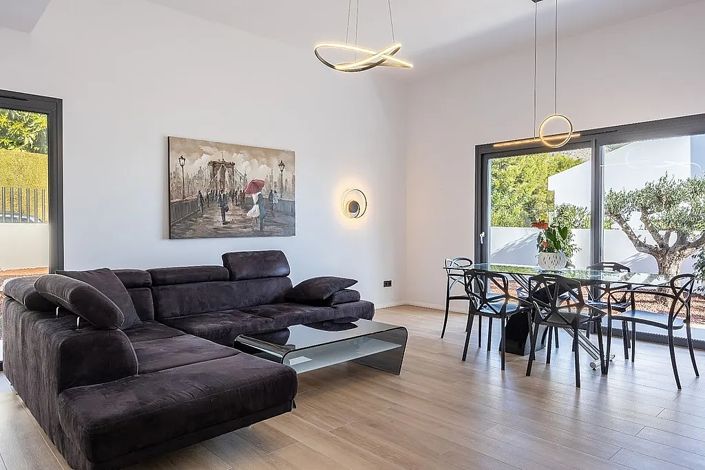 Image No.48-4 Bed House/Villa for sale