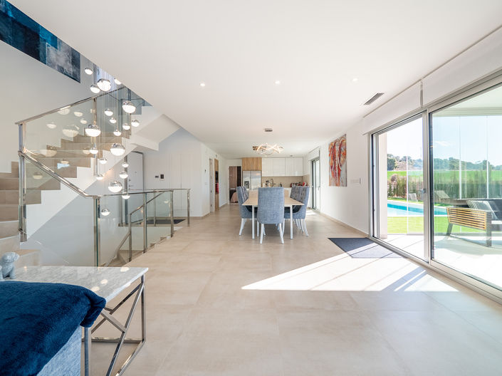 Image No.3-4 Bed House/Villa for sale