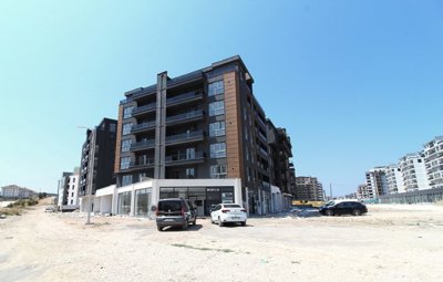 Exterior 8