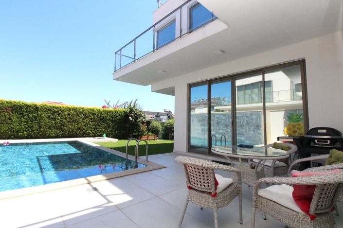 Image No.8-3 Bed House/Villa for sale