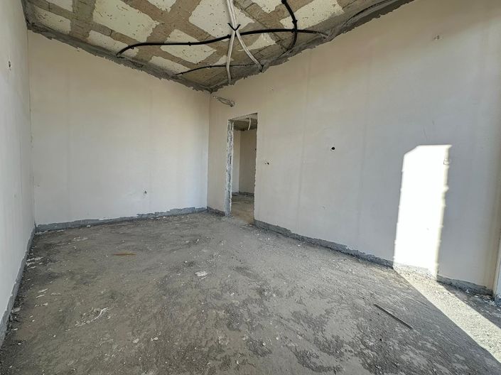 Image No.21-3 Bed Apartment for sale