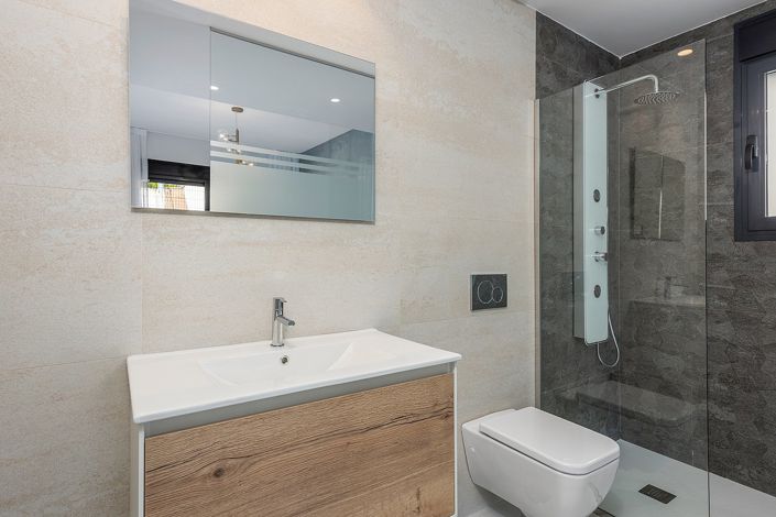 Image No.53-2 Bed Apartment for sale