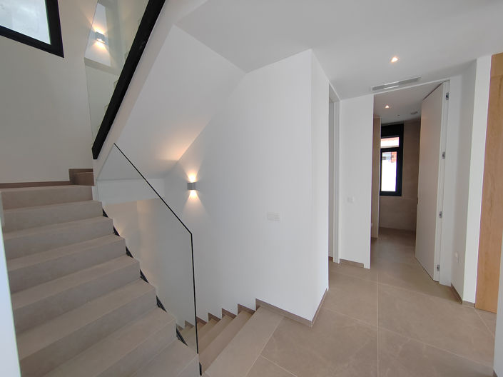 Image No.19-4 Bed House/Villa for sale