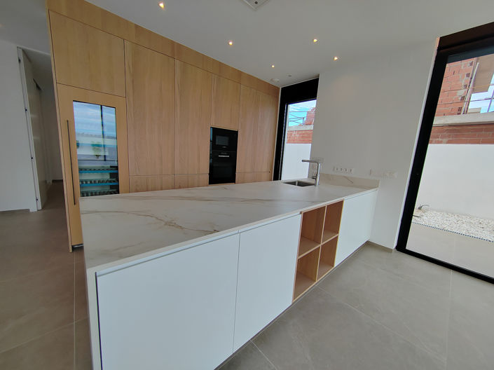 Image No.24-4 Bed House/Villa for sale