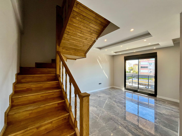 Image No.10-1 Bed Apartment for sale