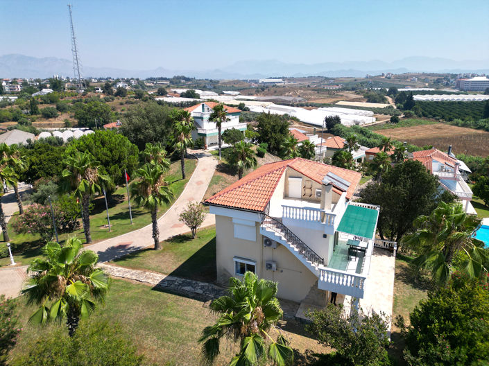 Image No.5-4 Bed House/Villa for sale