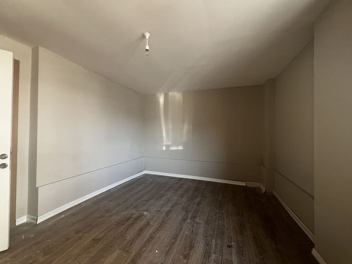 Image No.23-2 Bed Apartment for sale