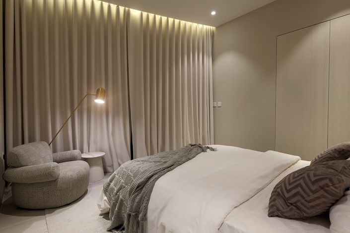 Image No.26-5 Bed Apartment for sale