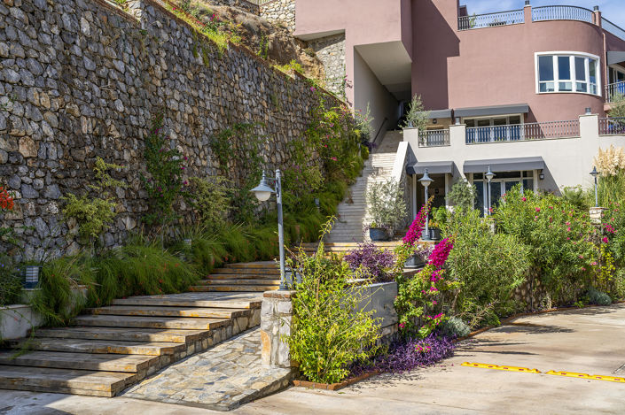 Image No.13-2 Bed Apartment for sale