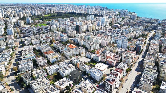 Image No.10-4 Bed Apartment for sale