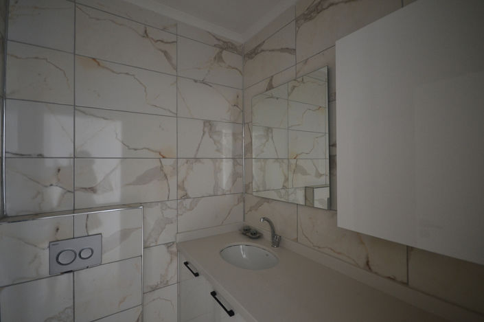 Image No.26-1 Bed Apartment for sale