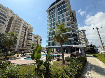 Exterior 3