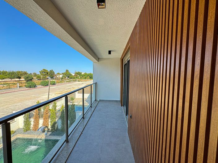 Image No.14-3 Bed Apartment for sale