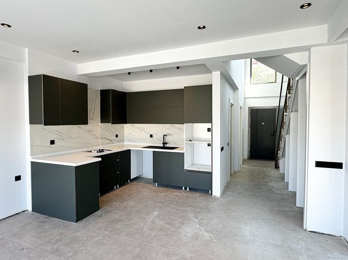 Image No.7-3 Bed Apartment for sale