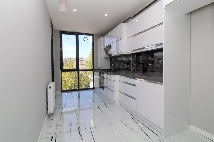 Image No.19-3 Bed Apartment for sale