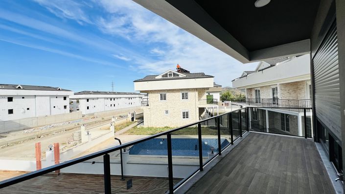 Image No.17-2 Bed Apartment for sale