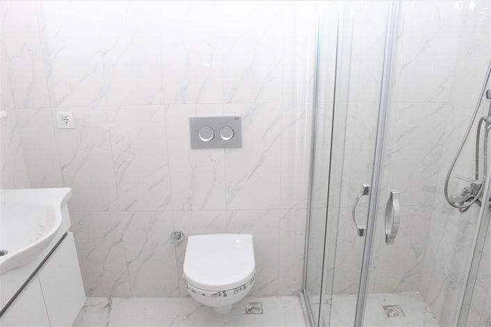 Image No.20-3 Bed Apartment for sale