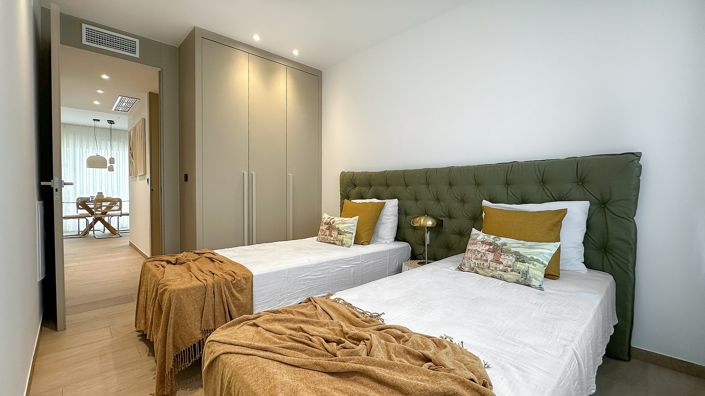 Image No.11-3 Bed Apartment for sale