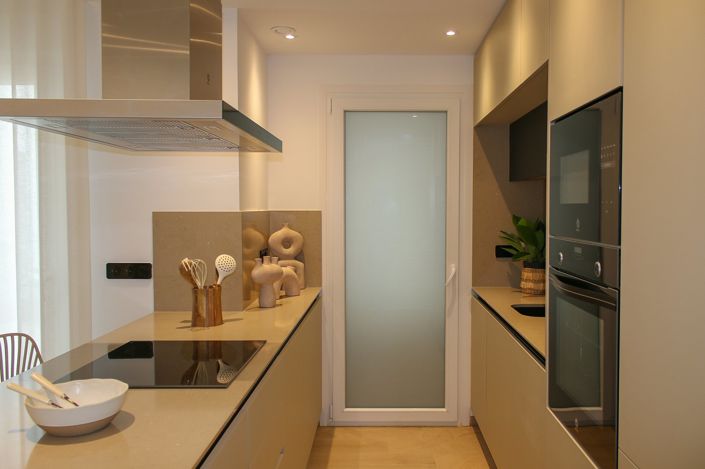 Image No.9-3 Bed Apartment for sale