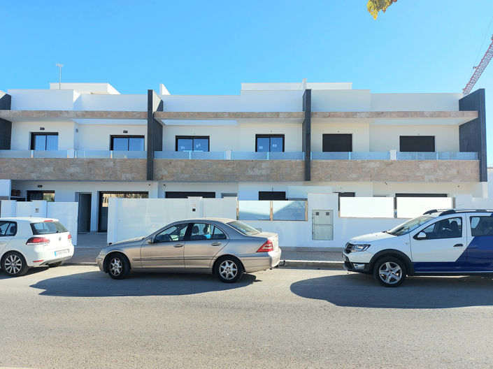 Image No.2-3 Bed House/Villa for sale