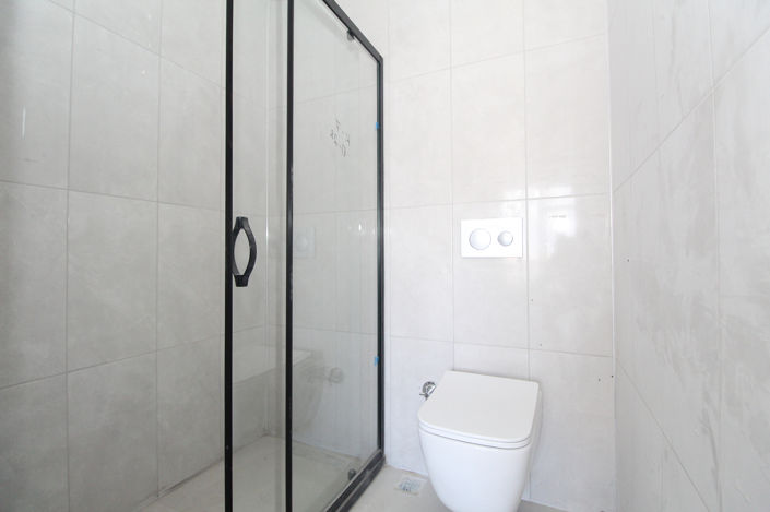 Image No.18-2 Bed Apartment for sale