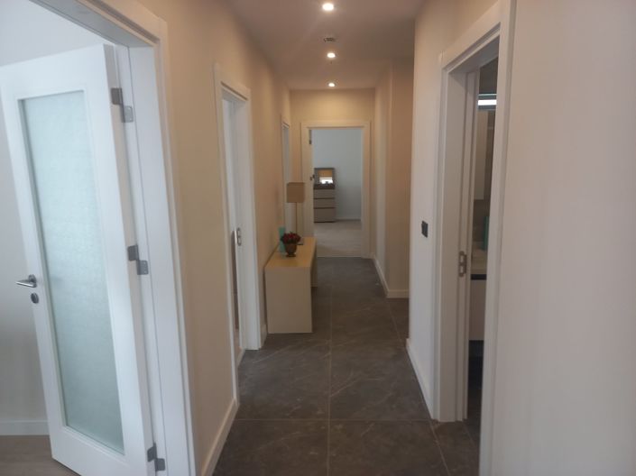 Image No.18-3 Bed Apartment for sale