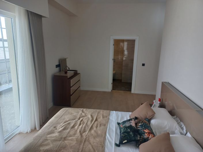 Image No.9-3 Bed Apartment for sale