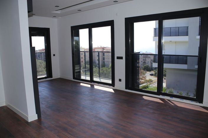 Image No.27-6 Bed House/Villa for sale