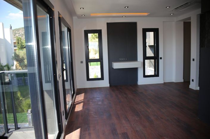 Image No.30-6 Bed House/Villa for sale