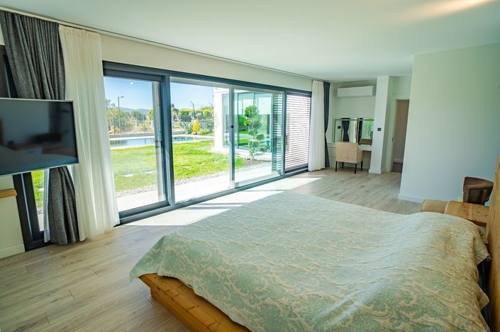 Image No.35-5 Bed House/Villa for sale