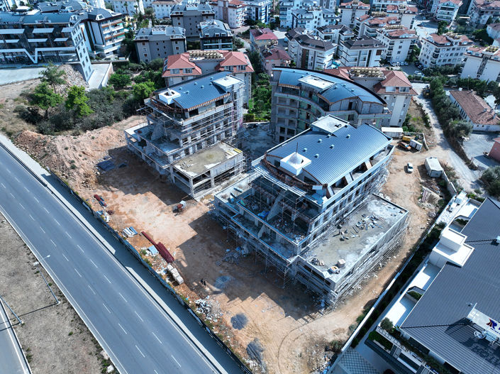 Image No.17-3 Bed Commercial for sale