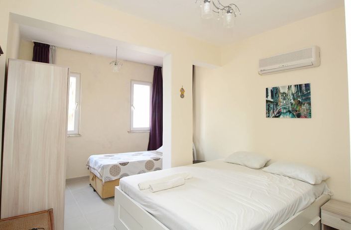 Image No.12-4 Bed House/Villa for sale