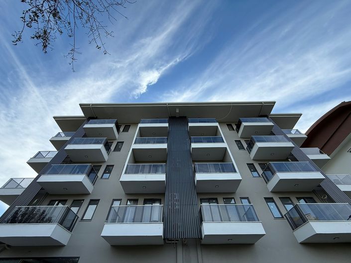 Image No.1-3 Bed Apartment for sale