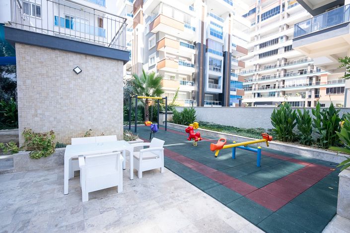 Image No.6-4 Bed Apartment for sale