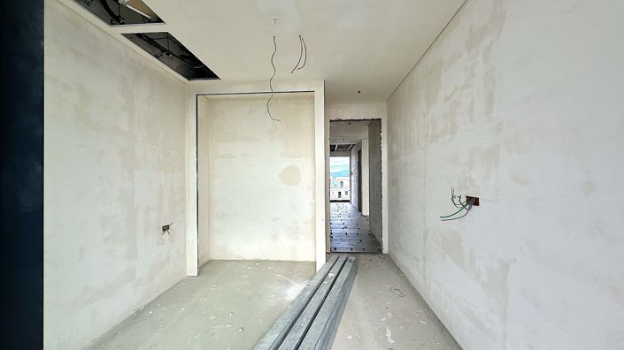 Image No.32-3 Bed Apartment for sale