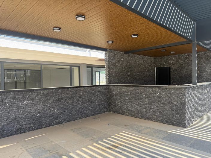 Image No.49-2 Bed Apartment for sale