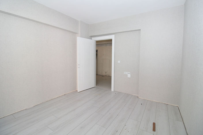 Image No.20-2 Bed Apartment for sale