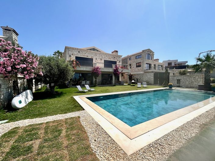 Image No.2-6 Bed House/Villa for sale