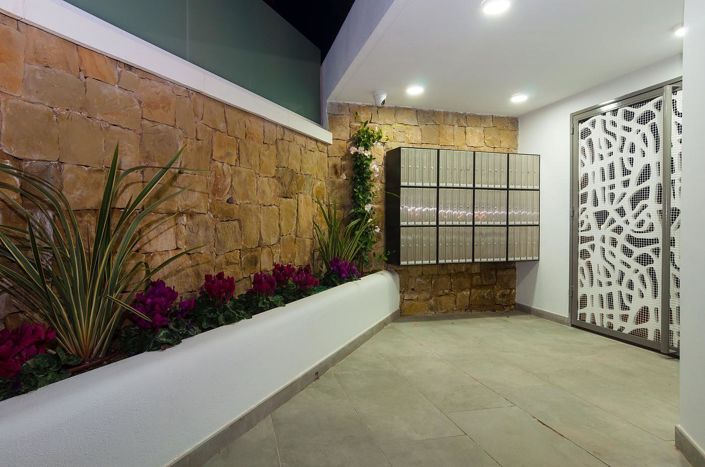 Image No.9-3 Bed Apartment for sale