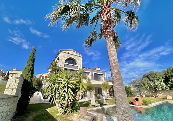 Image No.4-7 Bed House/Villa for sale