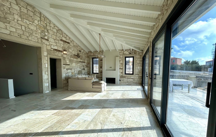 Image No.4-2 Bed House/Villa for sale