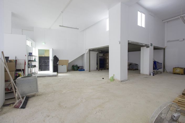 Image No.15-1 Bed Commercial for sale