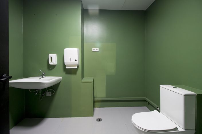 Image No.10-1 Bed Commercial for sale