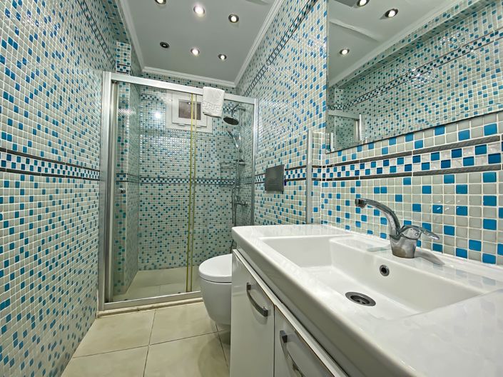 Image No.22-16 Bed Commercial for sale