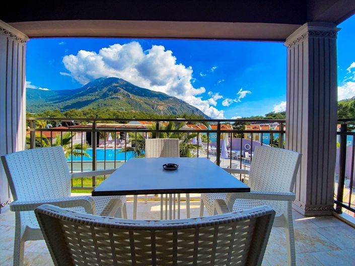 Image No.23-16 Bed Commercial for sale