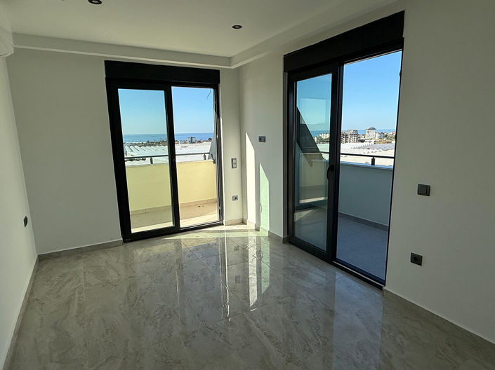 Image No.26-2 Bed Apartment for sale