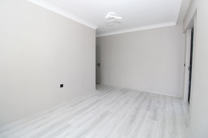 Image No.13-3 Bed Apartment for sale