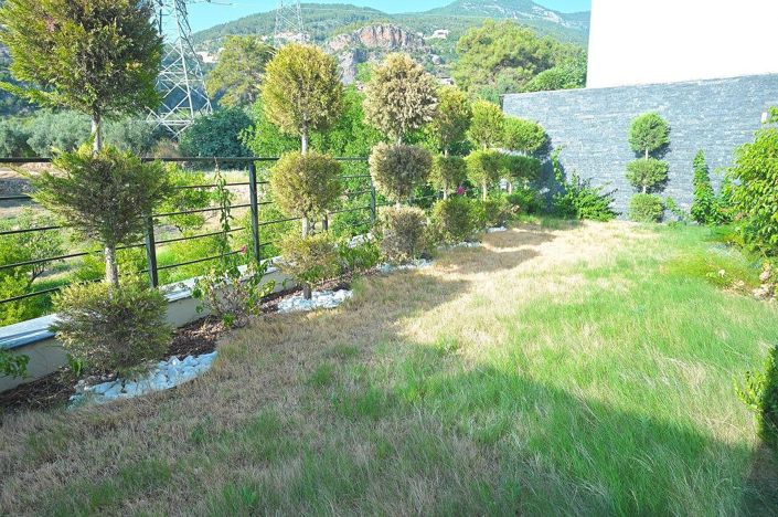 Image No.5-5 Bed House/Villa for sale