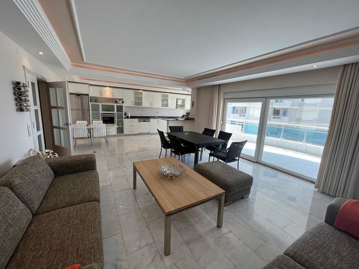 Image No.29-3 Bed Apartment for sale