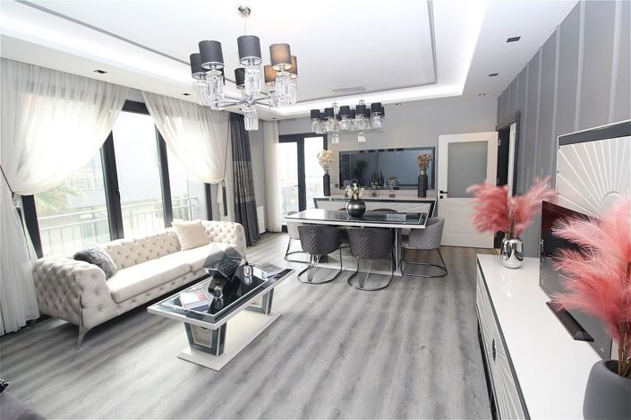 Image No.10-4 Bed Apartment for sale